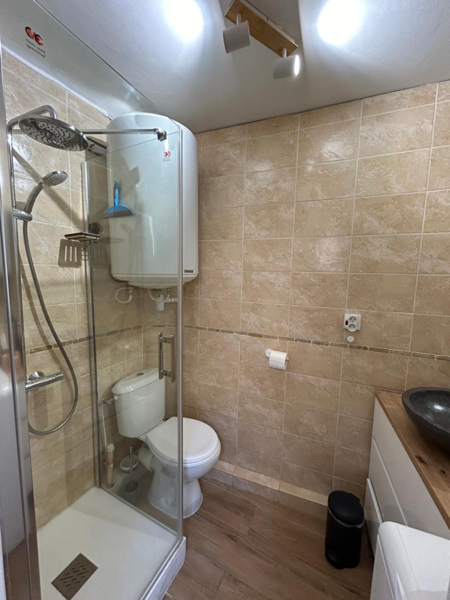 Duplex Climatise Proche Port Toulon Apartment ภายนอก รูปภาพ